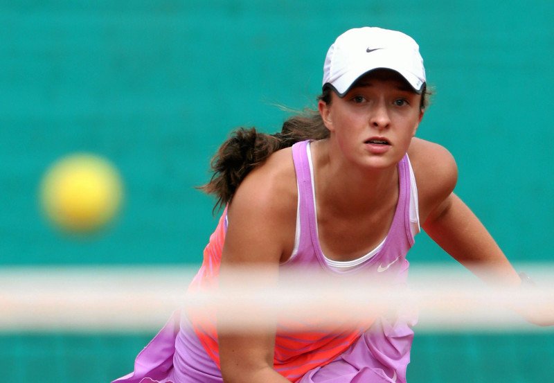 Iga Świątek awansowała do 4 rundy turnieju Rolanda Garrosa.