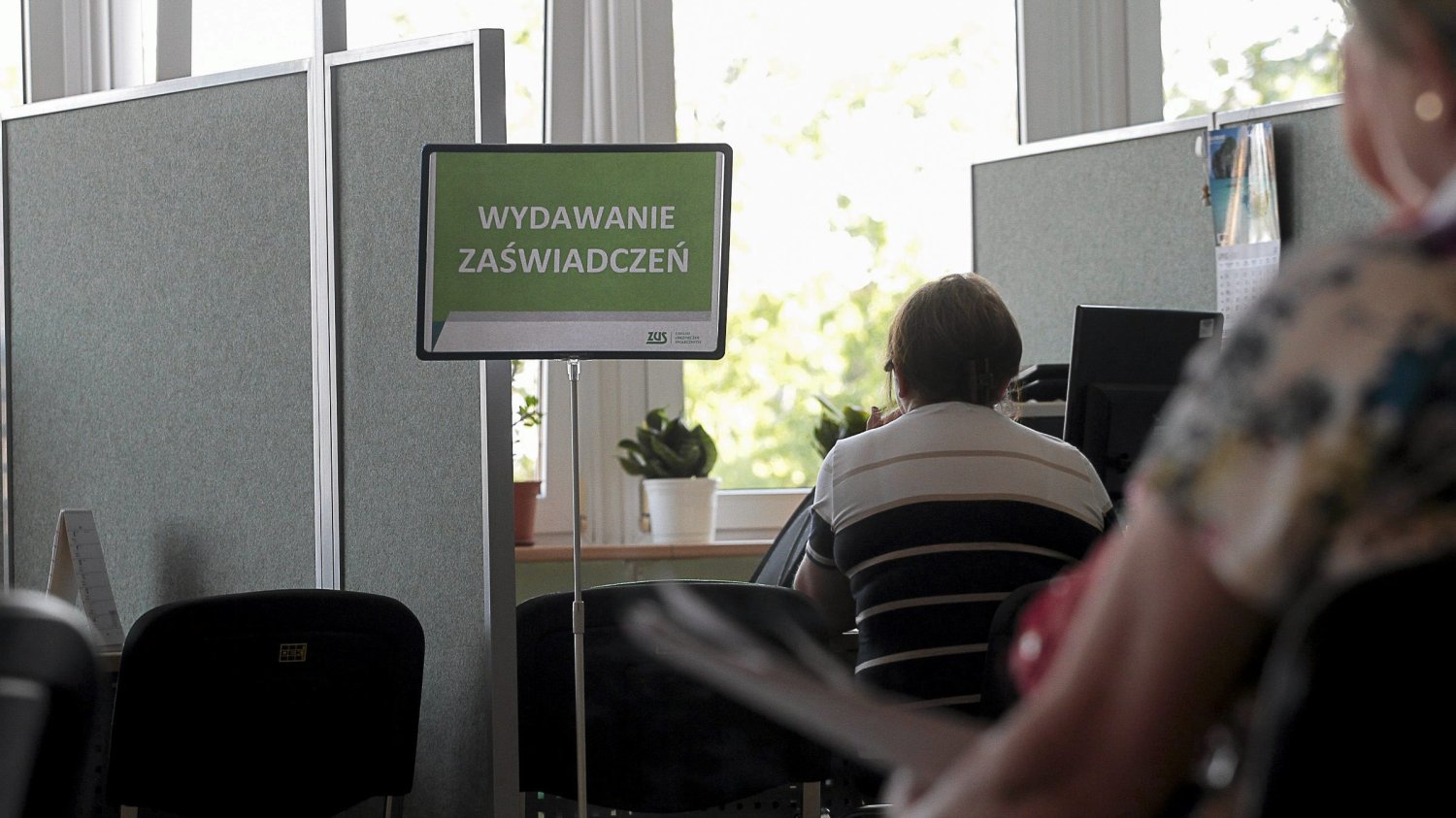 500+ dla seniora. Świadczenie uzupełniające Dodatkowe pieniądze do emerytury dla seniora z ZUS