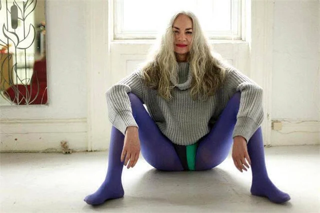 Jacky w kontrowersyjnej kampanii American Apparel.