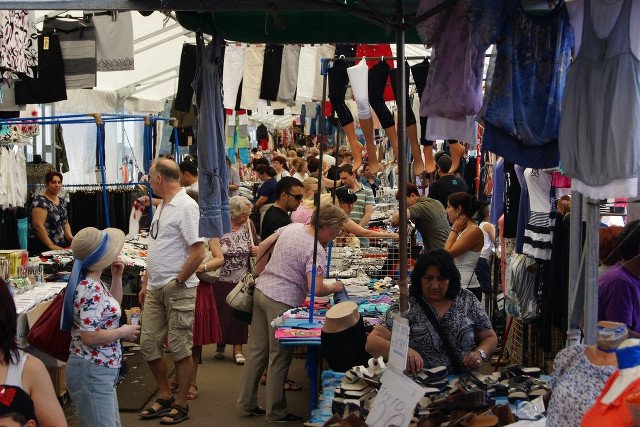 To oni tworzą konkurencję dla najbardziej eleganckiego centrum handlowego w stolicy.