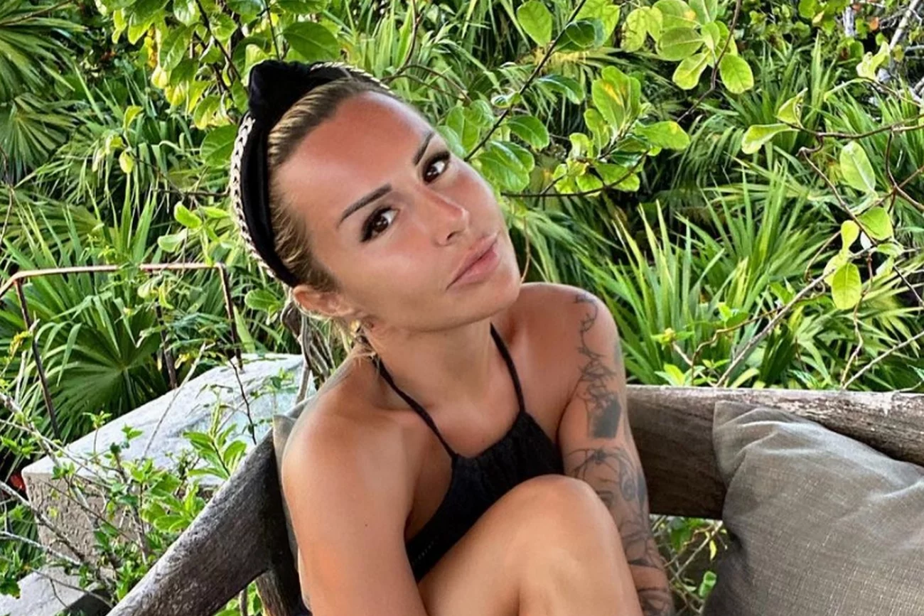 Blanka Lipińska na plaży. Blanka Lipińska na plaży.