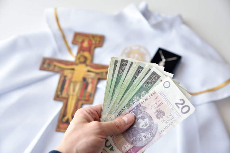 Podatek od prezentów komunijnych to nie fikcja