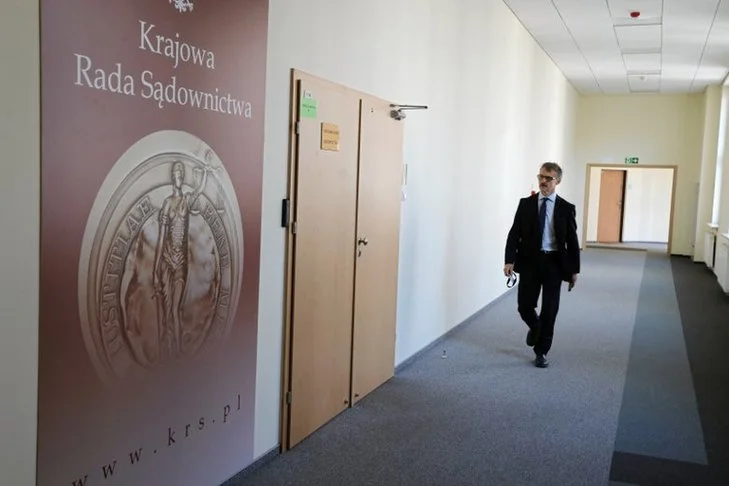 Zarząd Europejskiej Sieci Rad Sądownictwa chce wykluczenia polskiej KRS.