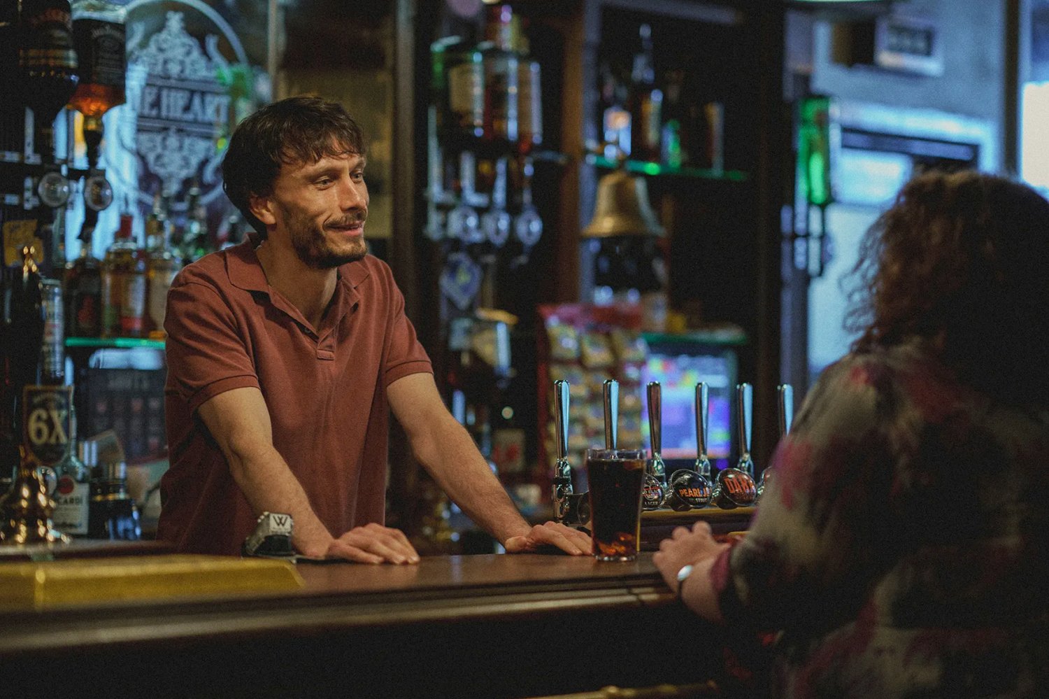 Transpłciowa aktorka Reece Lyons opowiedziała o randkach z Richadem Gaddem, twórcą serialu "Reniferek".