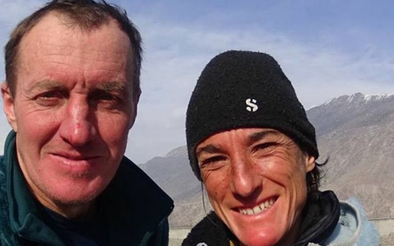 Denis Urubko zdecydował się samodzielnie zaatakować K2. To on wspólnie z Adamem Bieleckim uratował Francuzkę Elisabeth Revol, która wspólnie z Tomaszem Mackiewiczem wspinała się na Nanga Parbat.