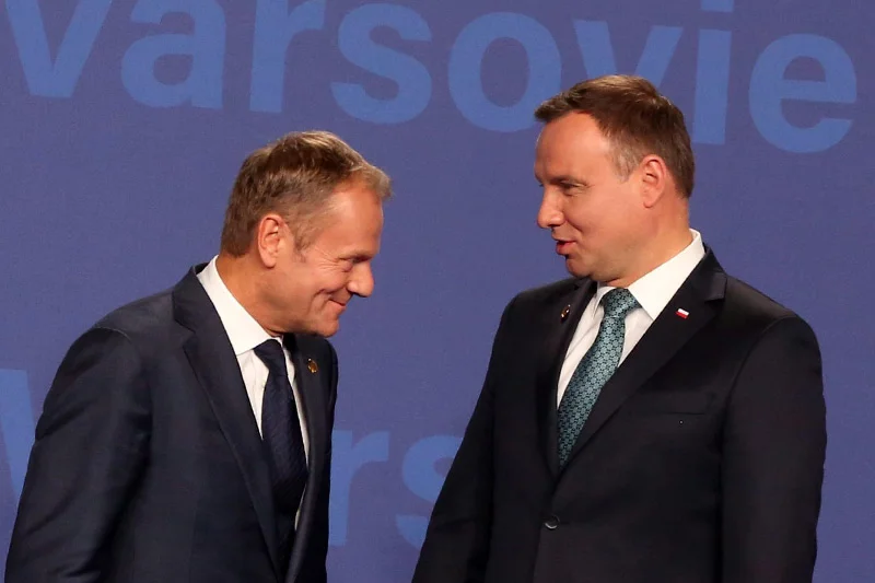 Prezydent Andrzej Duda oficjalnie zaprosił przewodniczącego Rady Europejskiej Donalda Tuska na obchody Narodowego Święta Niepodległości.
