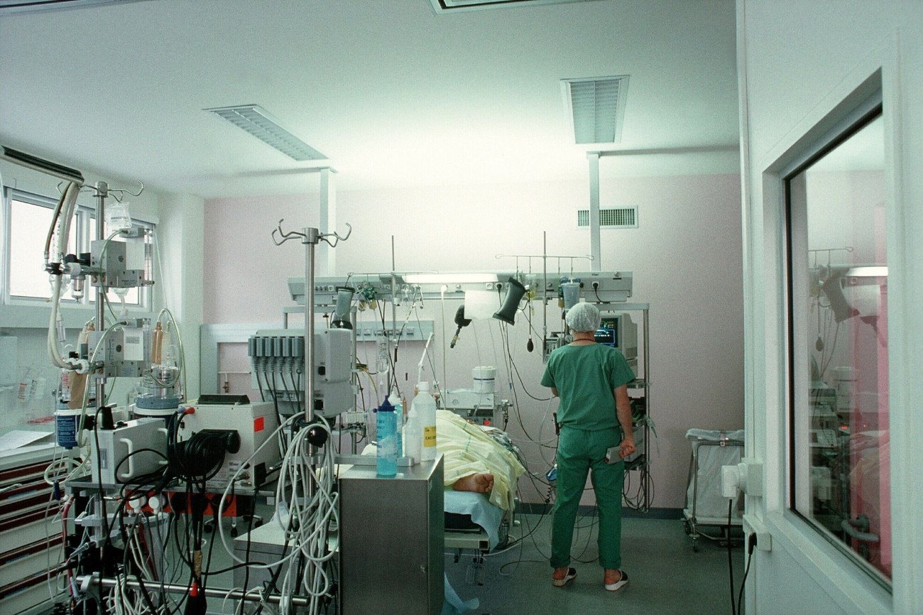 Pacjenci z sepsą trafiają na oddziały intensywnej terapii, które są wyspecjalizowane w leczeniu tej choroby. Sprzęt od WOŚP pomoże szybciej i dokładniej diagnozować pacjentów z sepsą.
