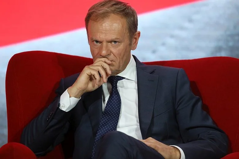 Donald Tusk jest mocnym kandydatem na szefa Komisji Europejskiej, ale... za 5 lat. Takie informacje podaje RMF FM.