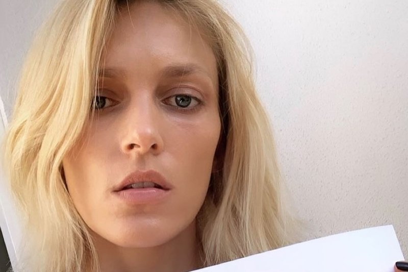 Modelka otwarcie mówi o edukacji seksualnej.