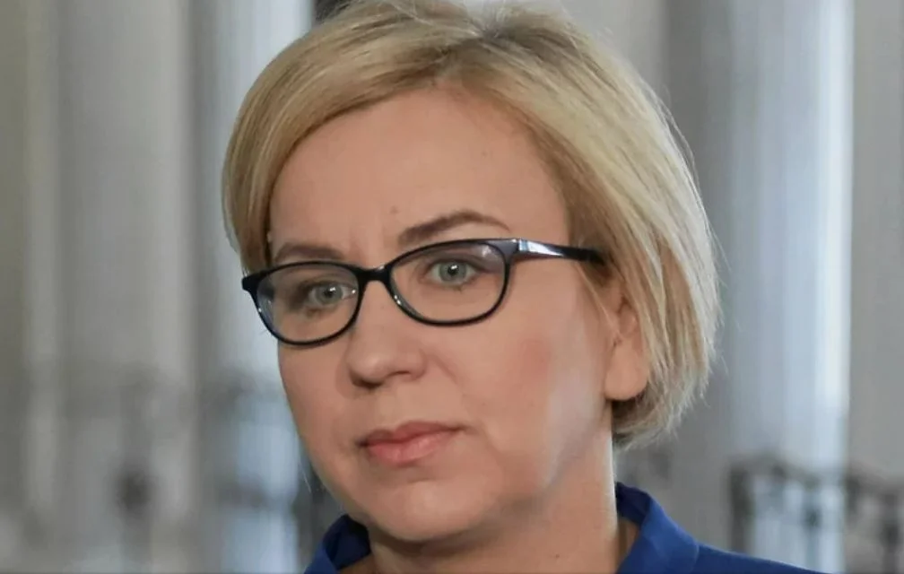 Na wniosek Platformy Obywatelskiej posłanka Polski 2050, Paulina Hennig-Kloska została odwołana z funkcji przewodniczącej jednej z podkomisji sejmowych