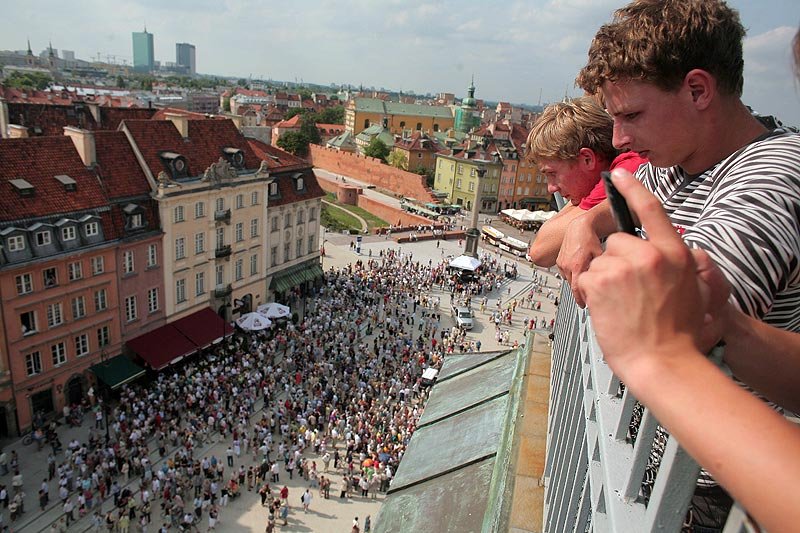 Dlaczego warszawiacy patrzą na innych z góry?