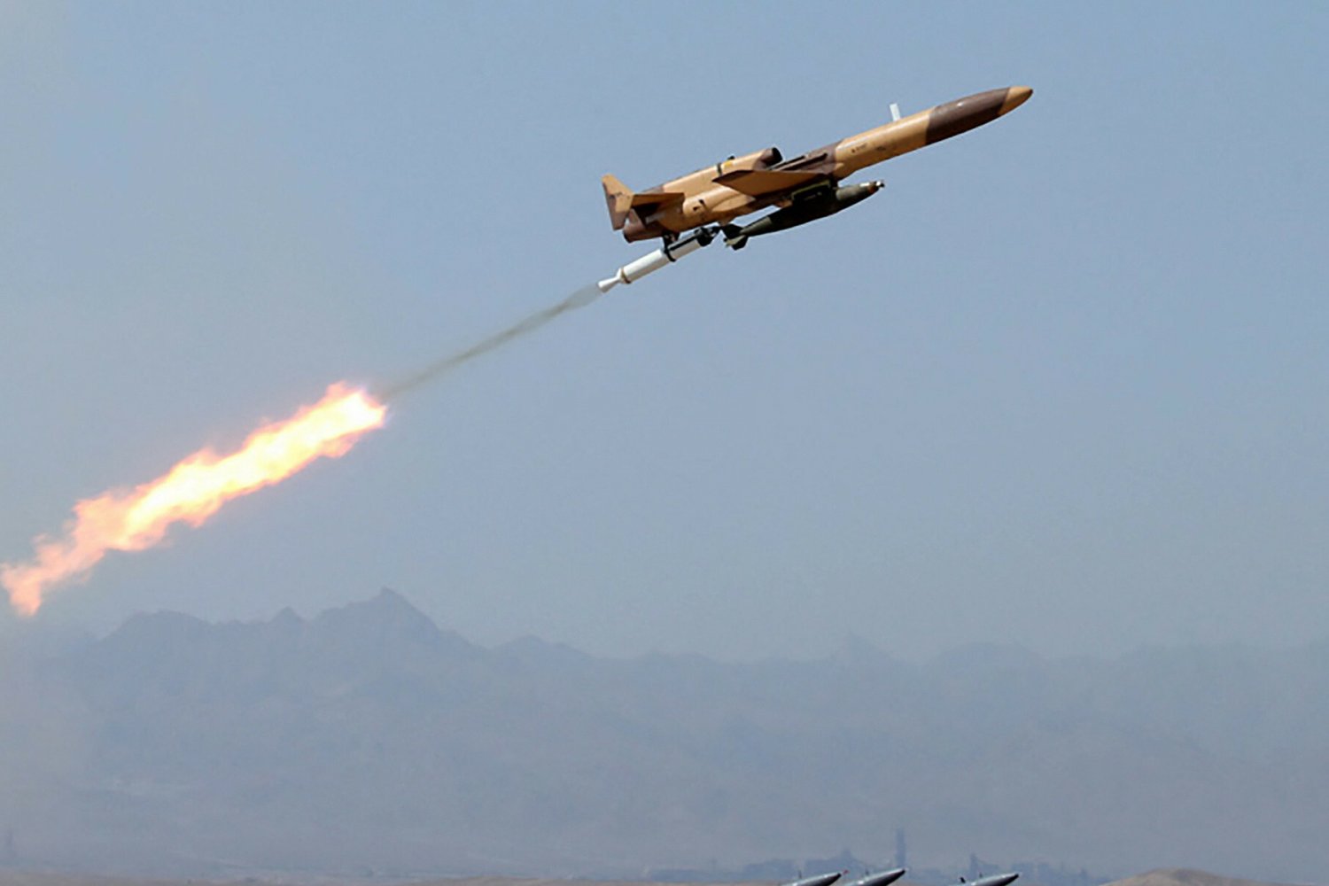 Zdjęcie ilustracyjne, na zdjęciu: bezzałogowy irański statek powietrzny. USA informują, że wcześniej doszło do ataku bazy koalicji tego typu dronem