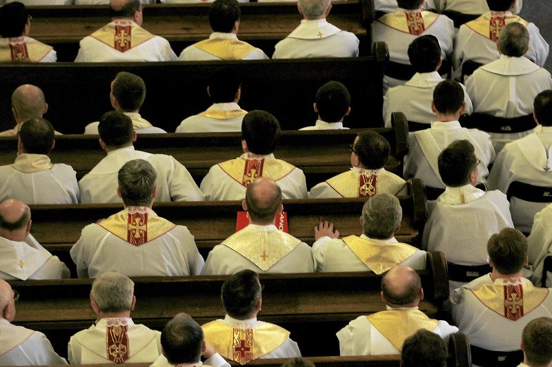 Kuria Poznańska zawiesza księdza, którego dziecko zmarło przy porodzie. Chce także, by przeniesiono go do stanu świeckiego. Uwaga: Zdjęcie jest tylko ilustracją do tekstu.