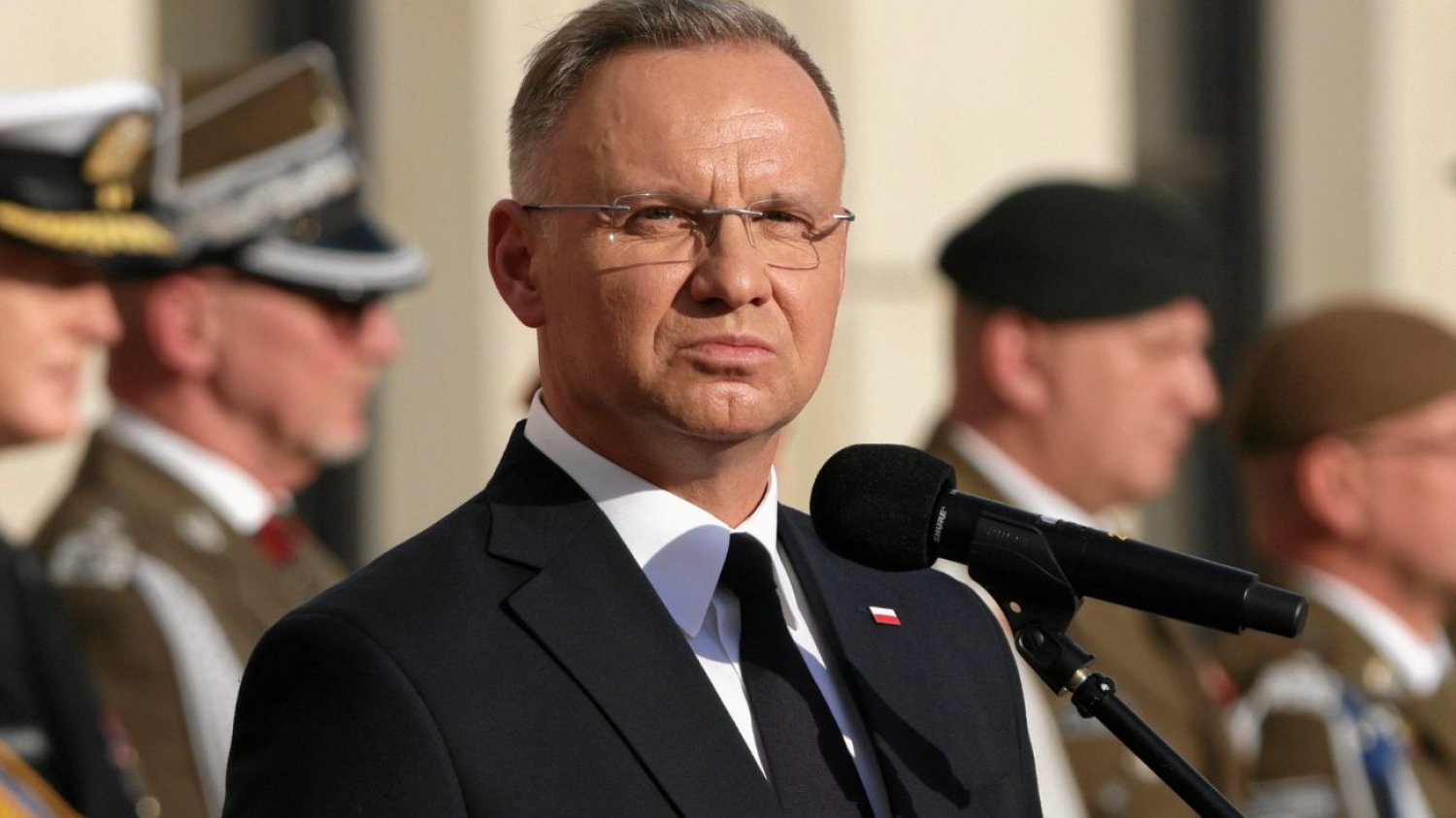Andrzej Duda nie gryzł się w język. Ostry wpis ws. wyborów. Andrzej Duda grzmi. Pisze o "przekręcaniu wyborów".