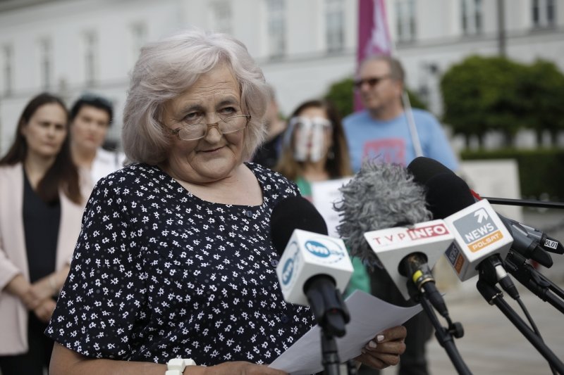 Helena Biedroń odpowiedziała na zaproszenie Andrzeja Dudy na rozmowę do Pałacu Prezydenckiego.