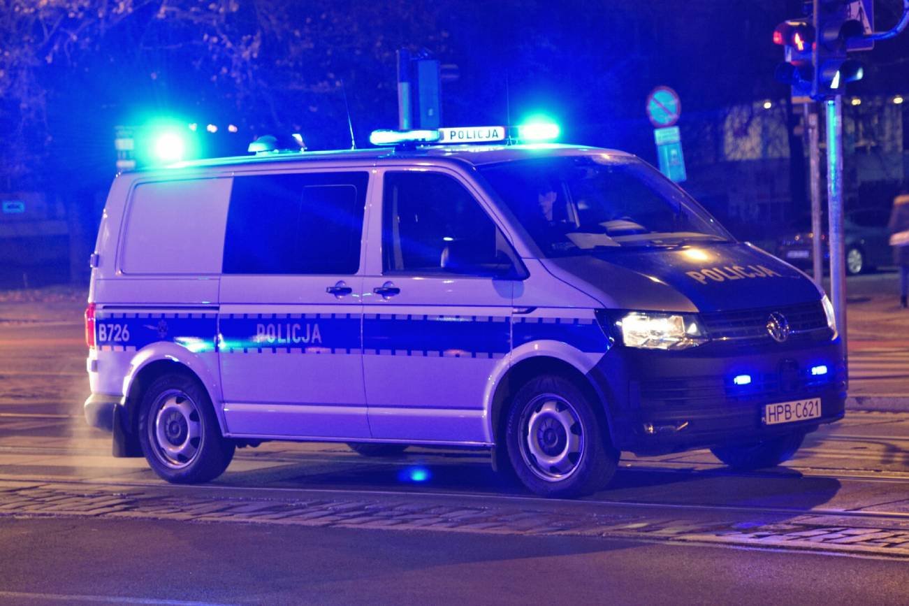 Tragiczne zakończenie bójki w Krakowie. 23-latek zmarł jeszcze w karetce