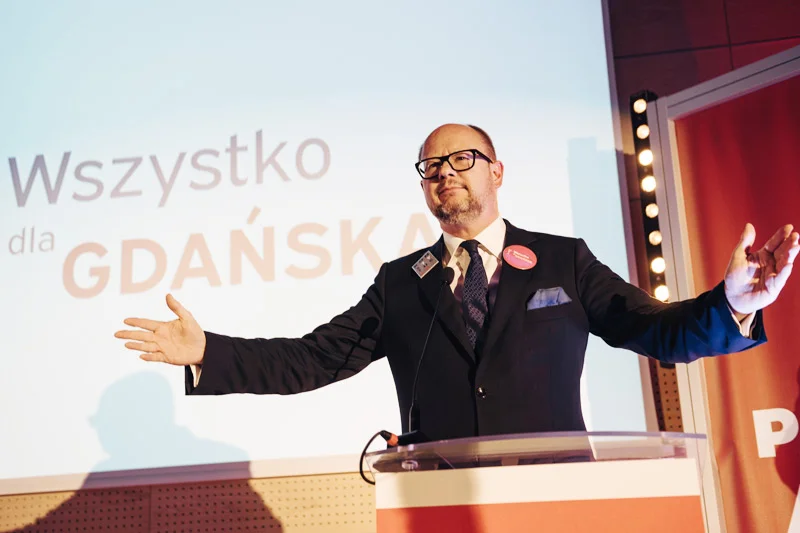 Paweł Adamowicz wygrał wybory prezydenta miasta. Rządzi on Gdańskiem nieprzerwanie od 1998 roku. I porządzi miastem kolejne 5 lat.
