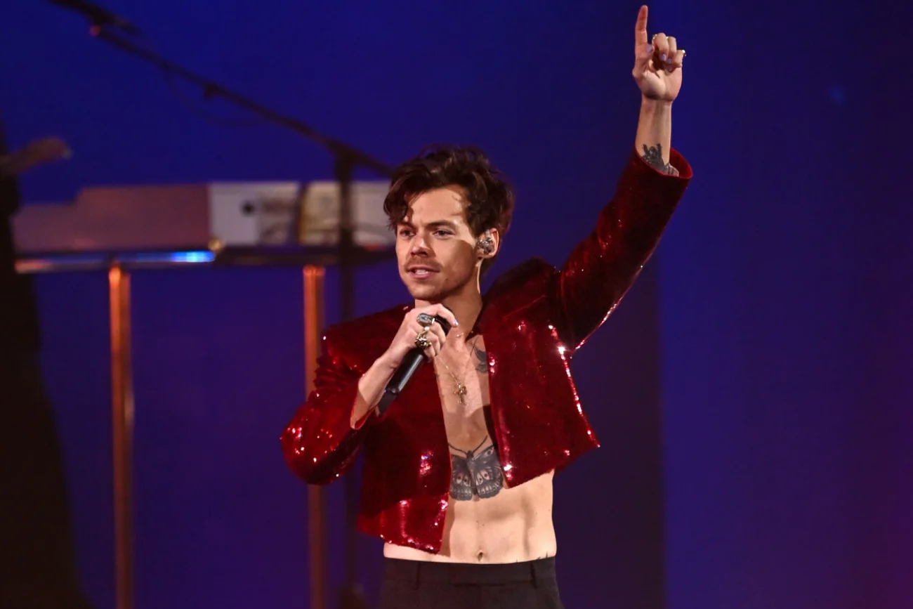 Harry Styles wystąpił 2 lipca na Stadionie Narodowym w Warszawie. Nie zapomniał o Ukrainie.