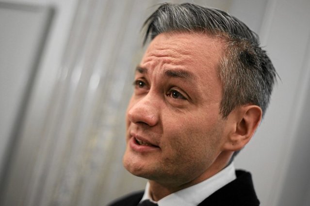 Robert Biedroń był bezlitosny i dla opozycji, i dla prezydenta, komentując spotkania parlamentarzystów z Andrzejem Dudą dotyczące reformy sądownictwa.