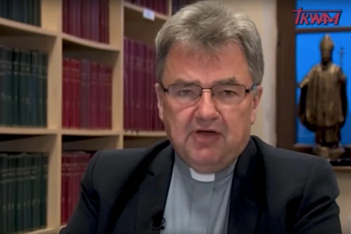 Ks. prof. Paweł Bortkiewicz sugeruje, że awaria oczyszczalni ścieków to kara Boża za grzech w Płocku.
