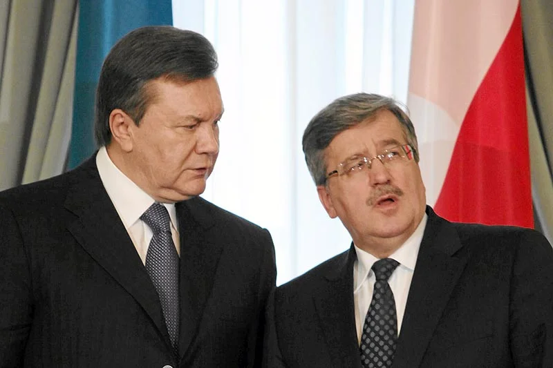 Prezydent Bronisław Komorowski rozmawiał z Wiktorem Janukowyczem o nieprawidłowościach w przebiegu wyborów parlamentarnych na Ukrianie