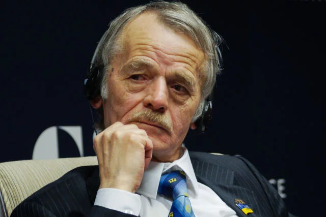Pierwszym laureatem Nagrody Solidarności został Mustafa Dżemilew