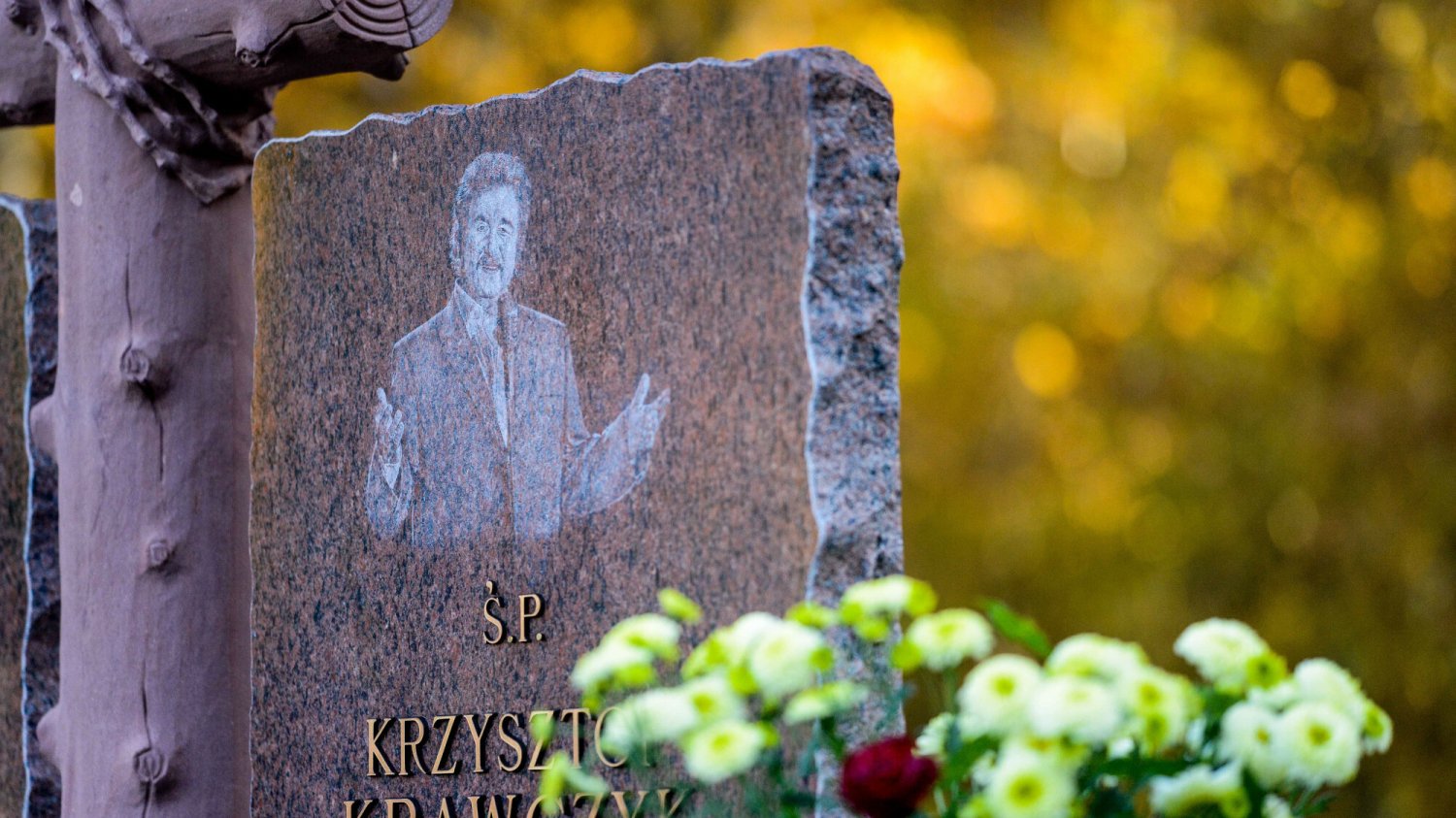Grób Krzysztofa Krawczyka w Grotnikach pod Łodzią