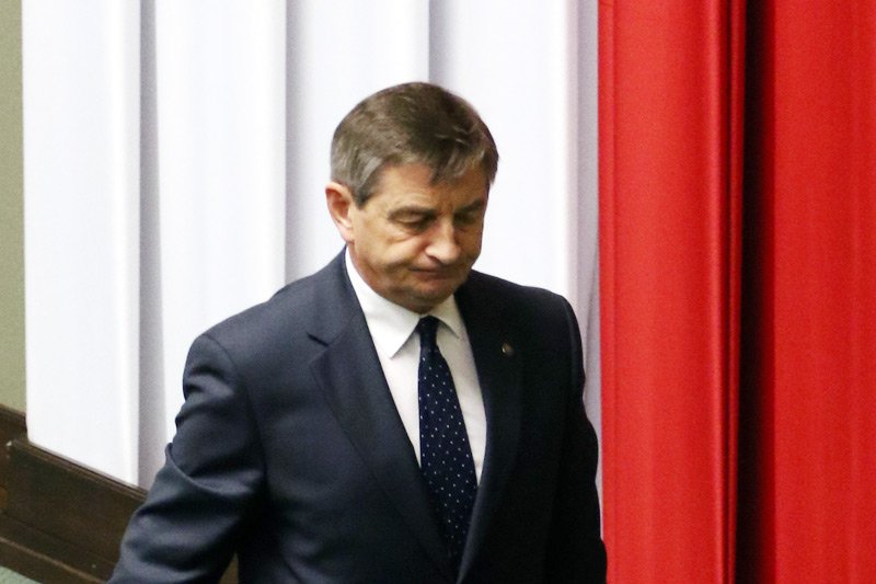 Marszałek Sejmu Marek Kuchciński ma spotkać się z szefem PKW Wojciechem Hermelińskim w sprawie wypracowania poprawek zmniejszających kontrowersyjny charakter projektu zmiany kodeksu wyborczego.