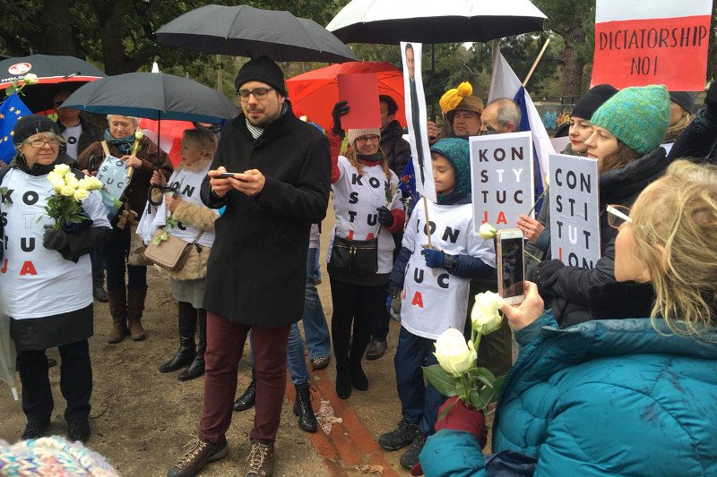 Australijska Polonia protestuje przeciwko polityce prezydenta Dudy i rządu.