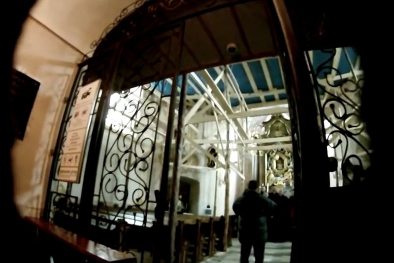 Wcześniej ks. Andrzej A. poraził paralizatorem inną osobę.