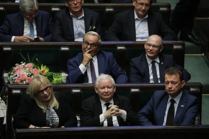 Ponad 65 proc. Polaków wierzy w zwycięstwo PiS w wyborach parlamentarnych.