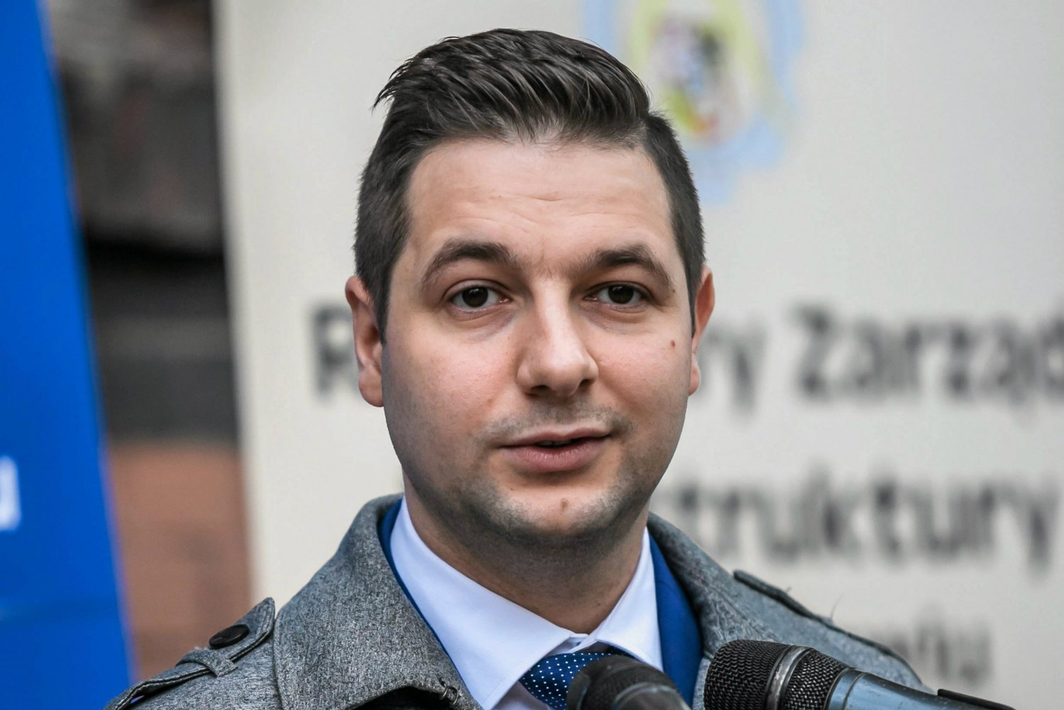 Patryk Jaki zapowiada walkę ze smogiem.