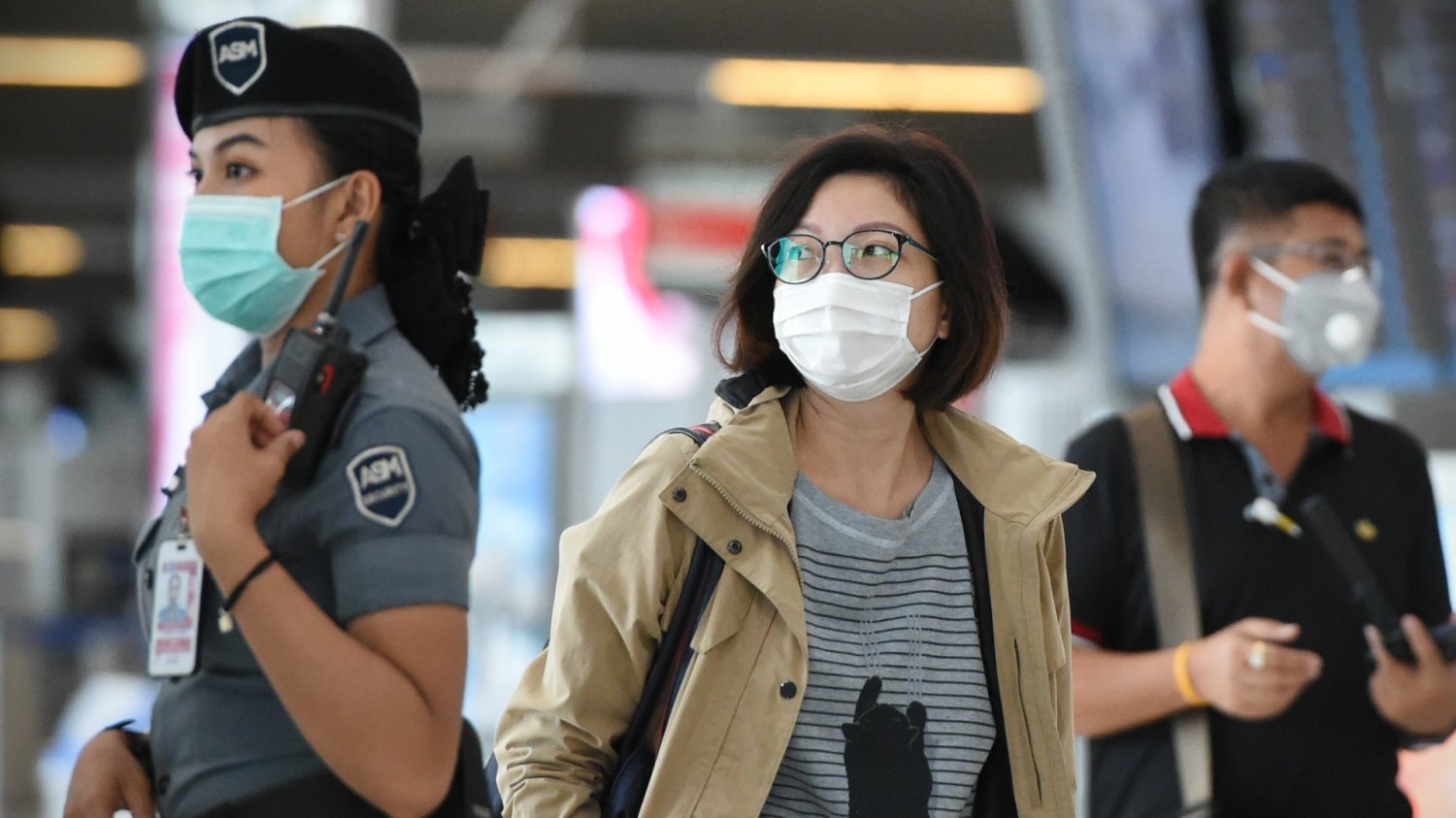 Wirus Nipah wykryto w Indiach. Na lotnisku w Bangkoku ruszyły kontrole podróżnych, ktorzy stamtąd wracają. (Na zdjęciu lotnisko w Bangkoku w roku 2022, pod koniec pandemii Covid-19). Wirus Nipah wykryto w Indiach. Na lotnisku w Bangkoku ruszyły kontrole podróżnych, ktorzy stamtąd wracają. (Na zdjęciu lotnisko w Bangkoku w roku 2022, pod koniec pandemii Covid-19).