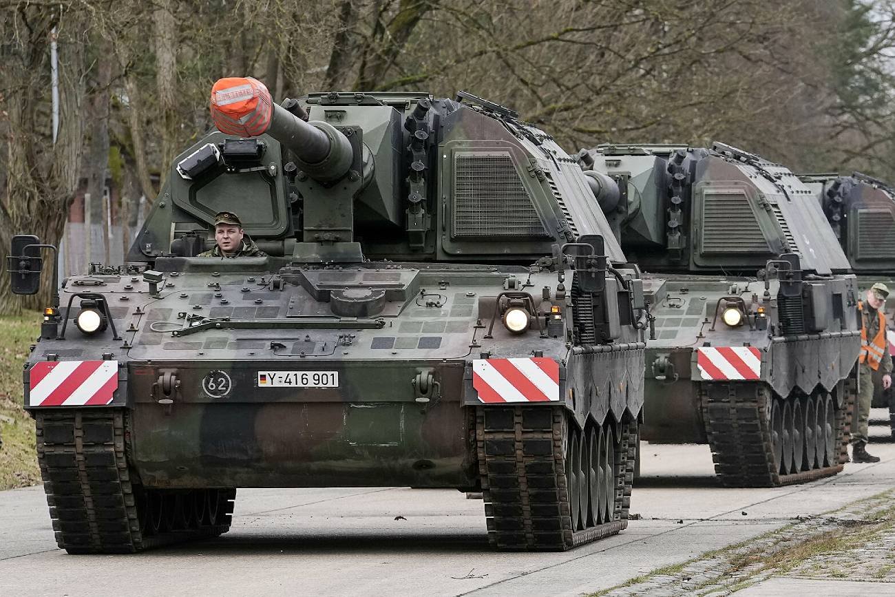 Niemcy szkolą żołnierzy z Ukrainy w obsłudze maszyn Pzh 2000