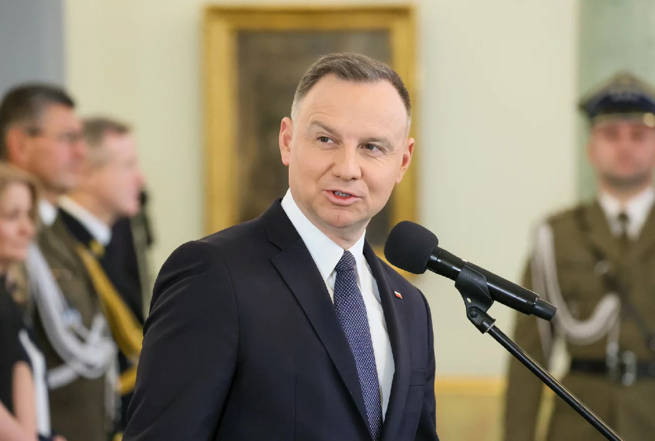 Niespodziewana podróż Andrzeja Dudy. Poznaliśmy cel wizyty w Brzezinach.