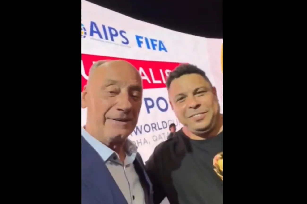 Dariusz Szpakowski dostał od Ronaldo prestiżową nagrodę dla dziennikarzy sportowych.