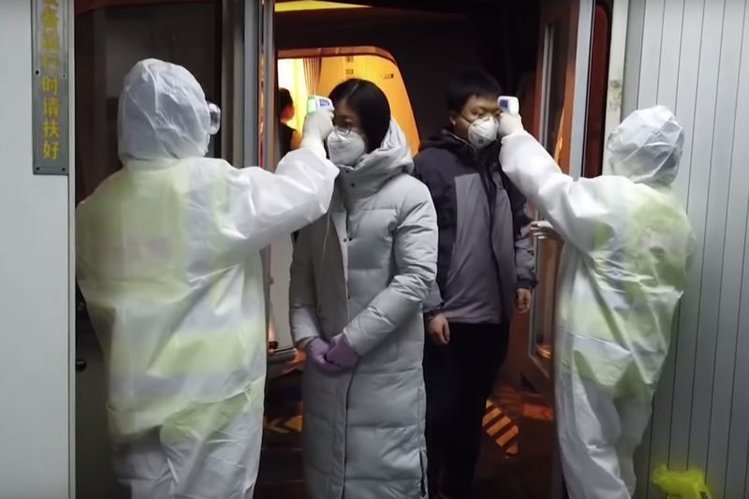 Z powodu koronawirusa z Wuhan kolejne światowe koncerny zamykają swoje zakłady w Chinach.