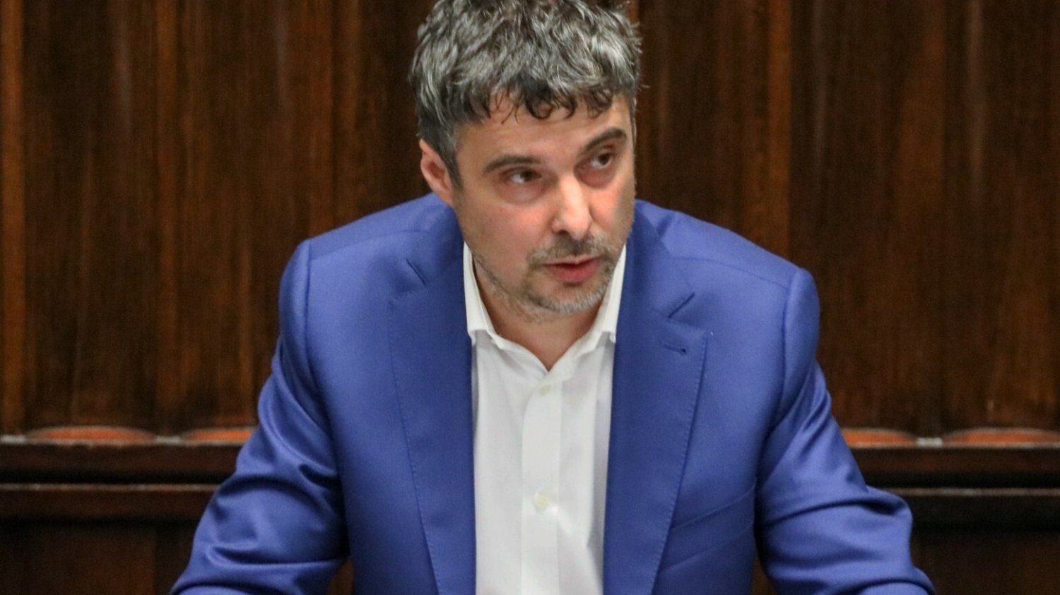 Poseł Radosław Lubczyk jest zamożny, ale bierze dodatek. "Trudna sytuacja majątkowa".