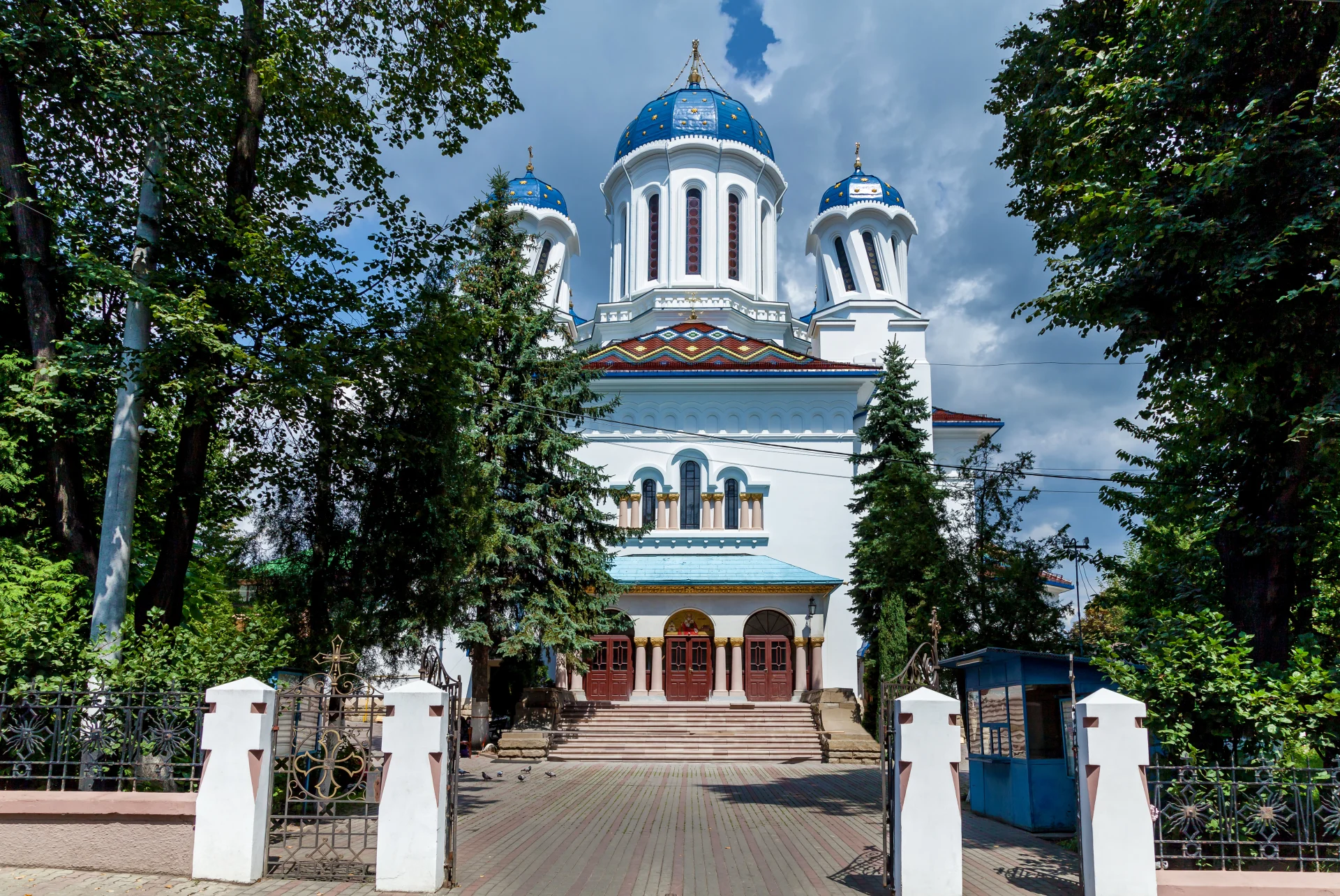 Niebieska synagoga.