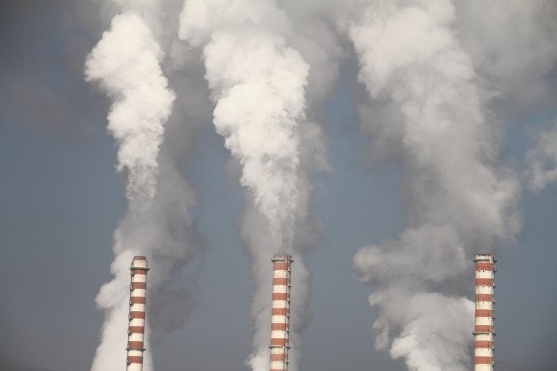 Polska energetyka i kopalnie potrzebują pieniędzy. Skąd je wziąć? Z naszych kieszeni.