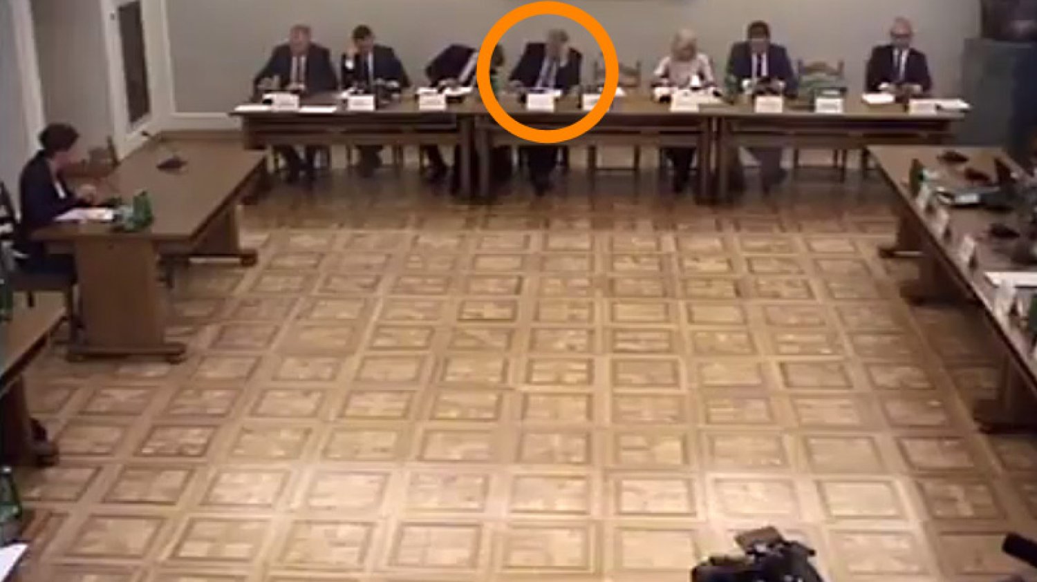 Poseł PiS Marek Suski zaliczył kolejną wpadkę podczas obrad komisji ds. Amber Gold.