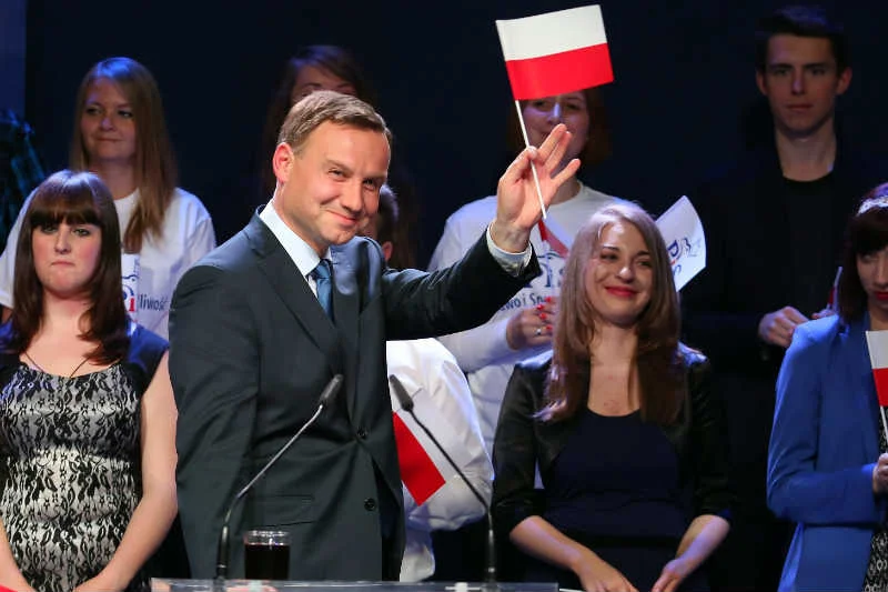 Andrzej Duda, Adam Jarubas i Magdalena Ogórek wprowadzają powiew świeżości do wyścigu prezydenckiego.
