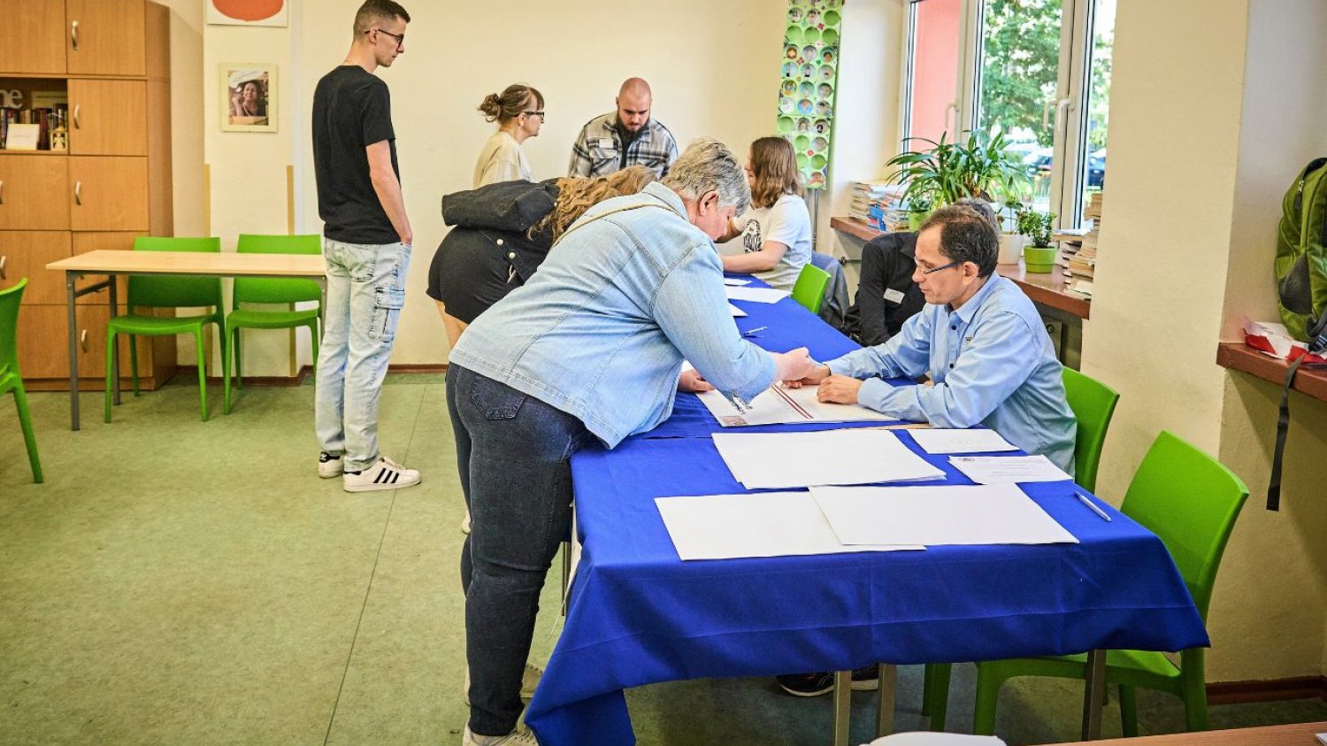Polacy chcą głosować na podstawie nieważnych zaświadczeń o prawie do głosowania PKW o nieważnych zaświadczeniach o prawie do głosowania