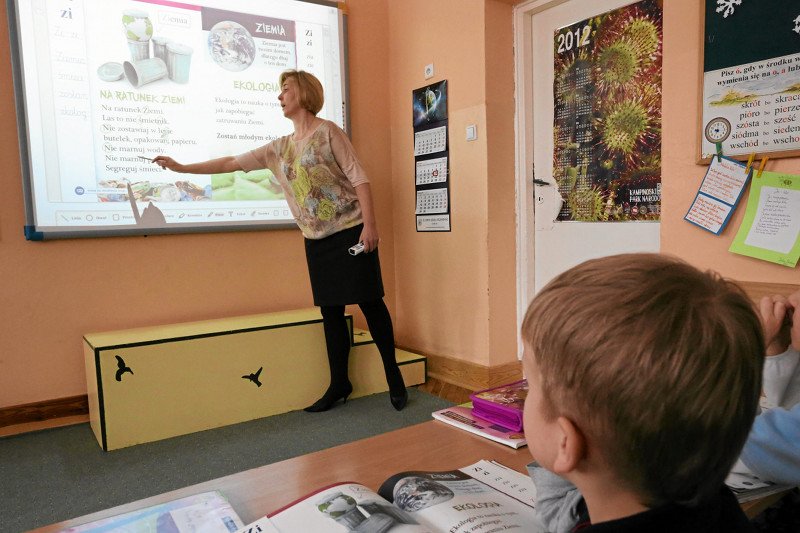 100 mln zł. przeznaczonych będzie na aktywizacje zawodową nauczycieli