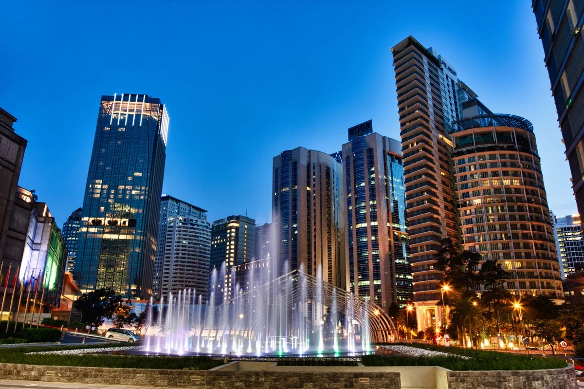 Kuala Lumpur

Więcej fantastycznych zdjęć z egzotycznych podróży bloggerów można znaleźć na: www.fulloftravel.com