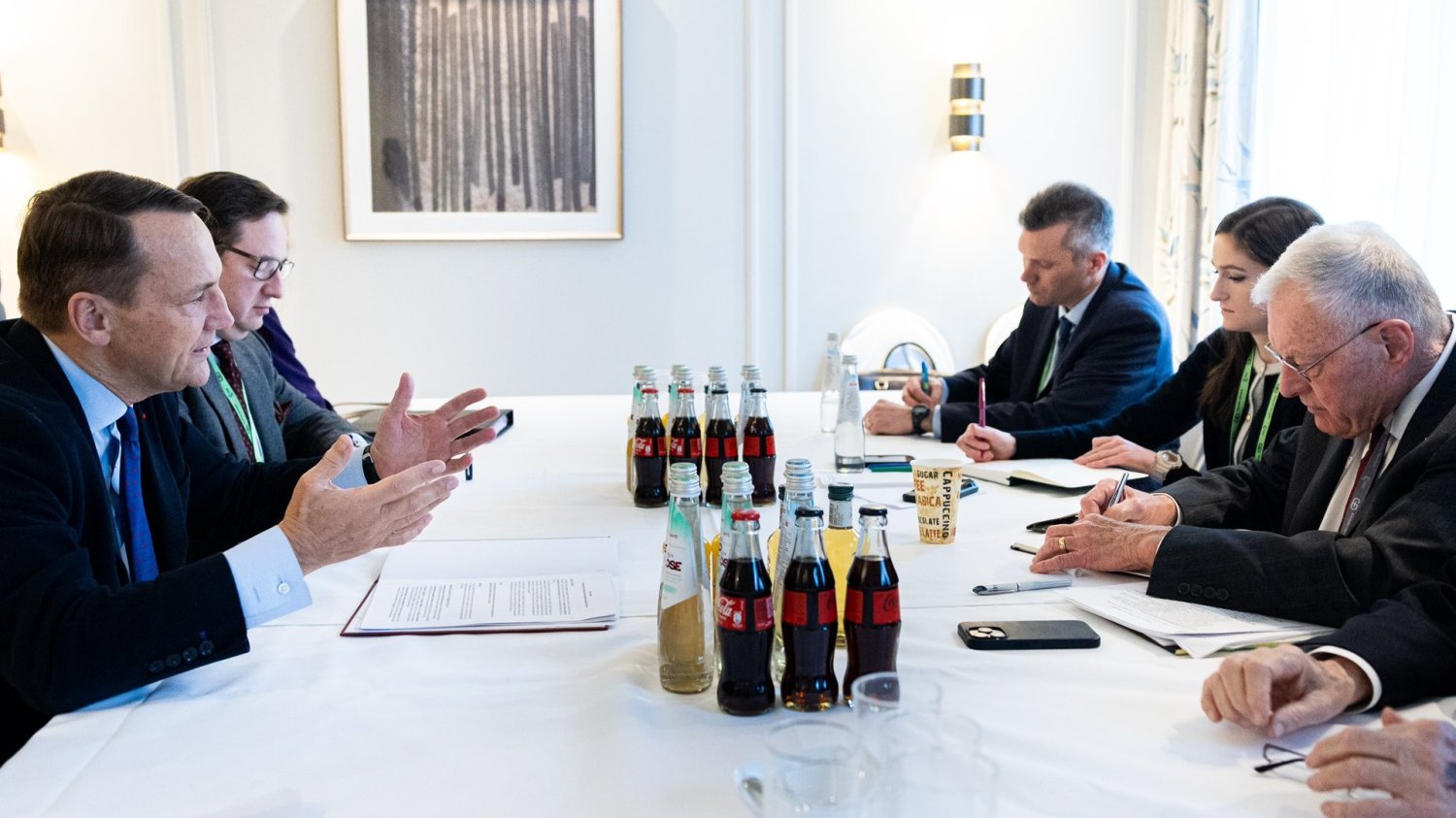 Sikorski spotkał się z człowiekiem Trumpa od Ukrainy