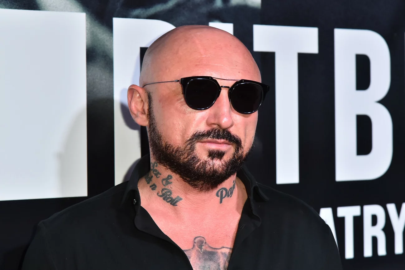 Patryk Vega nakręcił autobiografię. Kiedy premiera "Niewidzialnej wojny"?