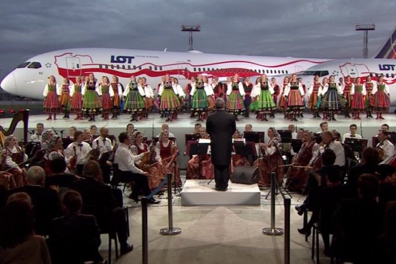 Tak wyglądała Gala LOT-u, transmitowana w TVP.