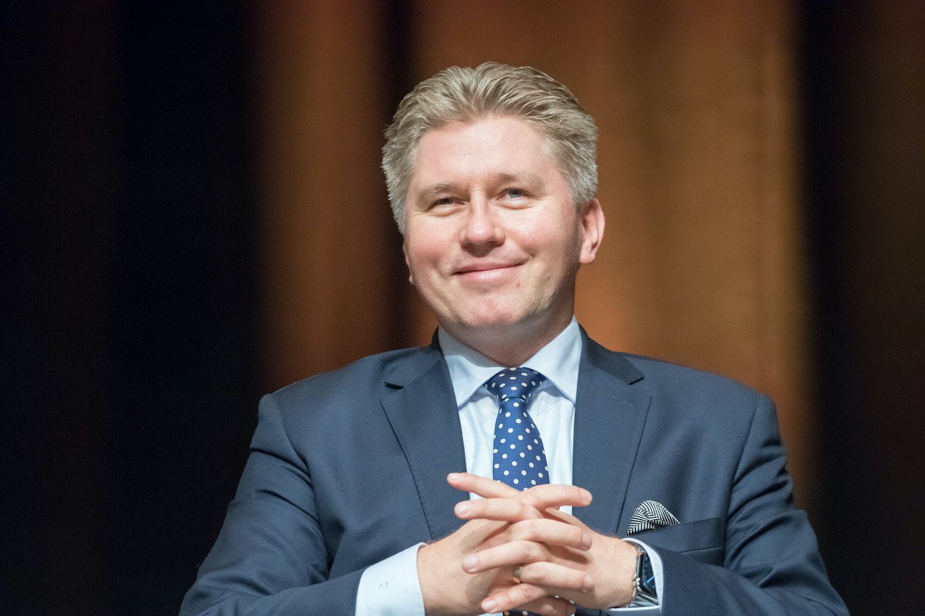 Mec. Marcin Matczak i poseł Adrian Zandberg (Partia Razem) wdali się w spór na Twitterze. Poszło o zachwalany przez prawnika tryb pracy po 16 godzin dziennie.