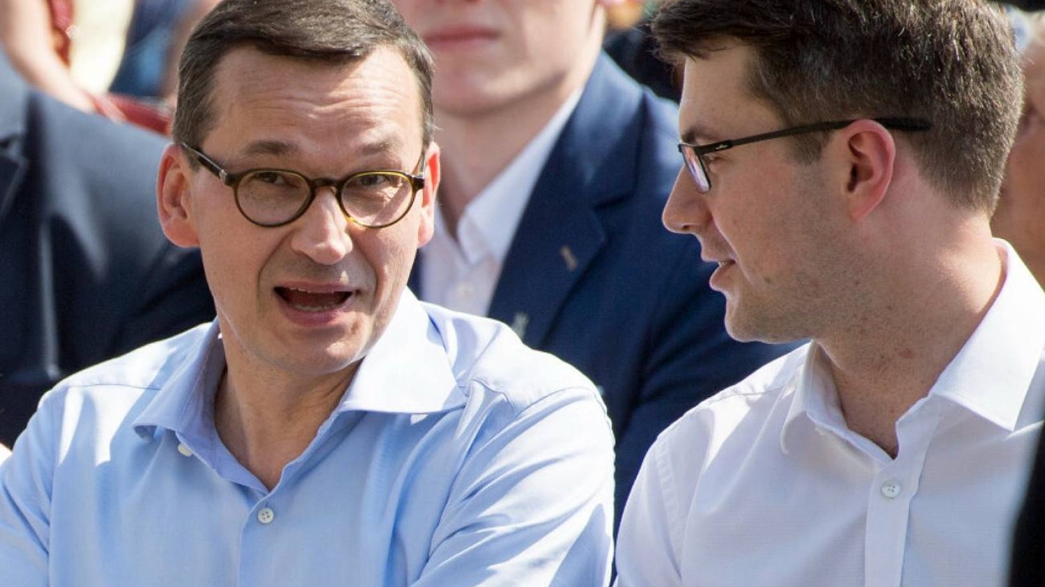 Piotr Müller skomentował sondaż, w którym Mateusz Morawiecki okazał się być faworytem do walki o prezydenturę. Mateusz Morawiecki i Piotr Müller